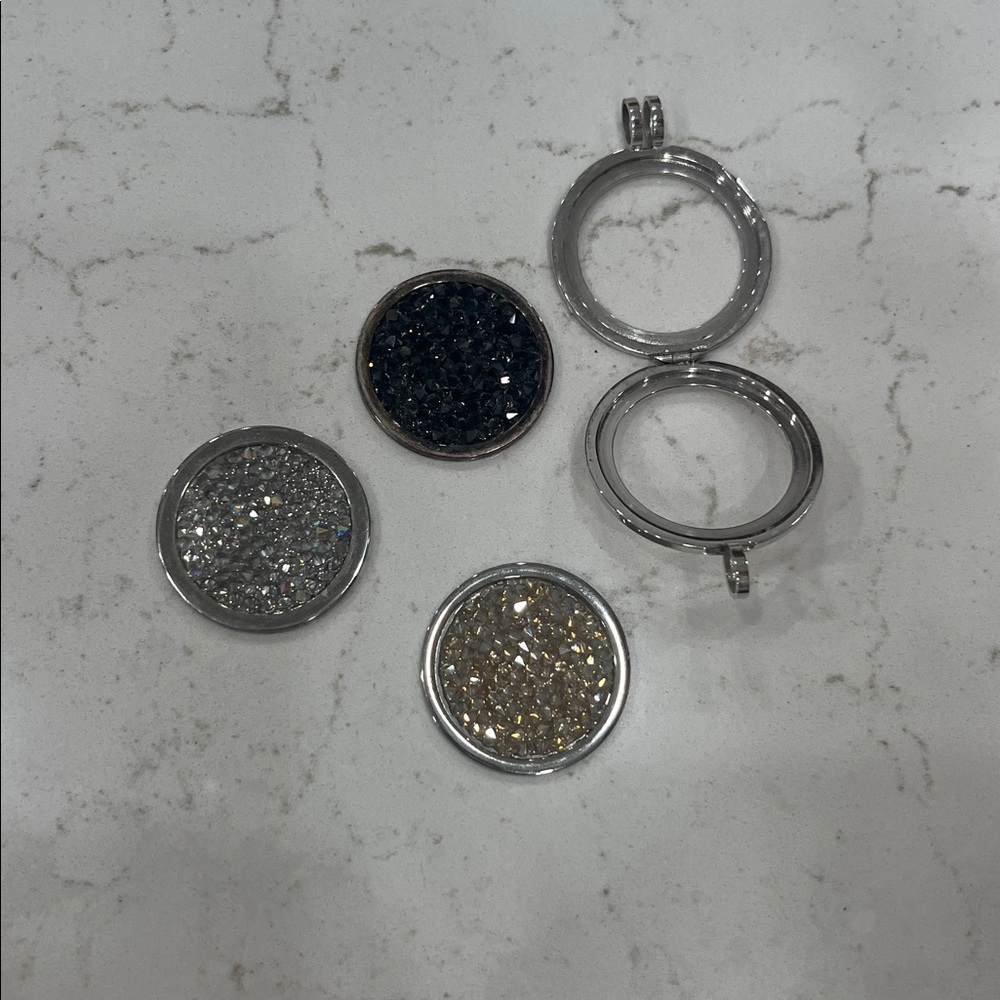 Silver Necklace With Interchangeable Pendants - image 3